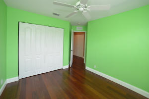 THOROUGHBRED LAKE ESTATES - Residential Lease