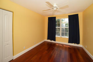 THOROUGHBRED LAKE ESTATES - Residential Lease