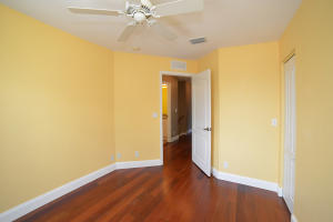 THOROUGHBRED LAKE ESTATES - Residential Lease