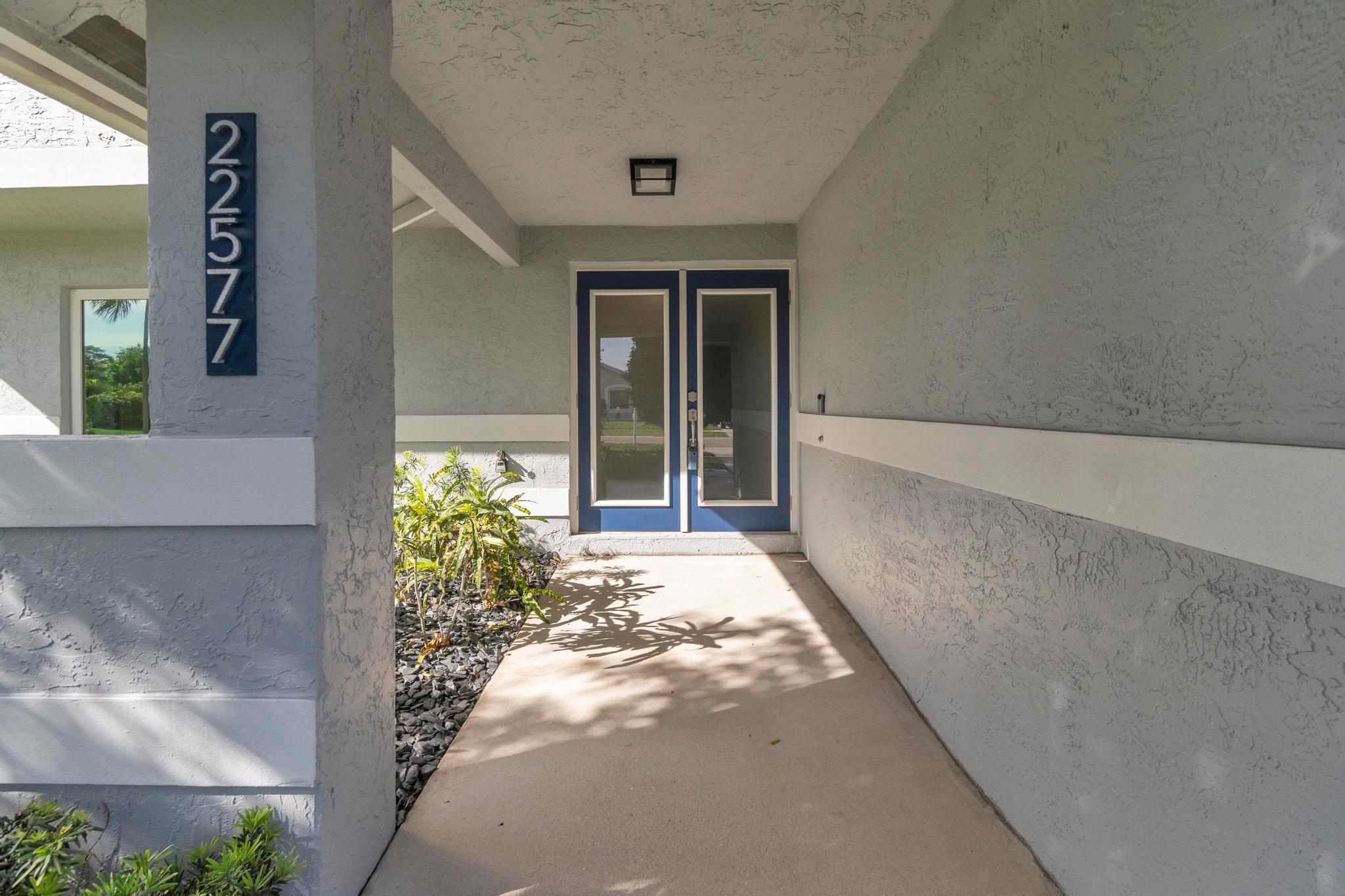 BAY WINDS 4 - Residential