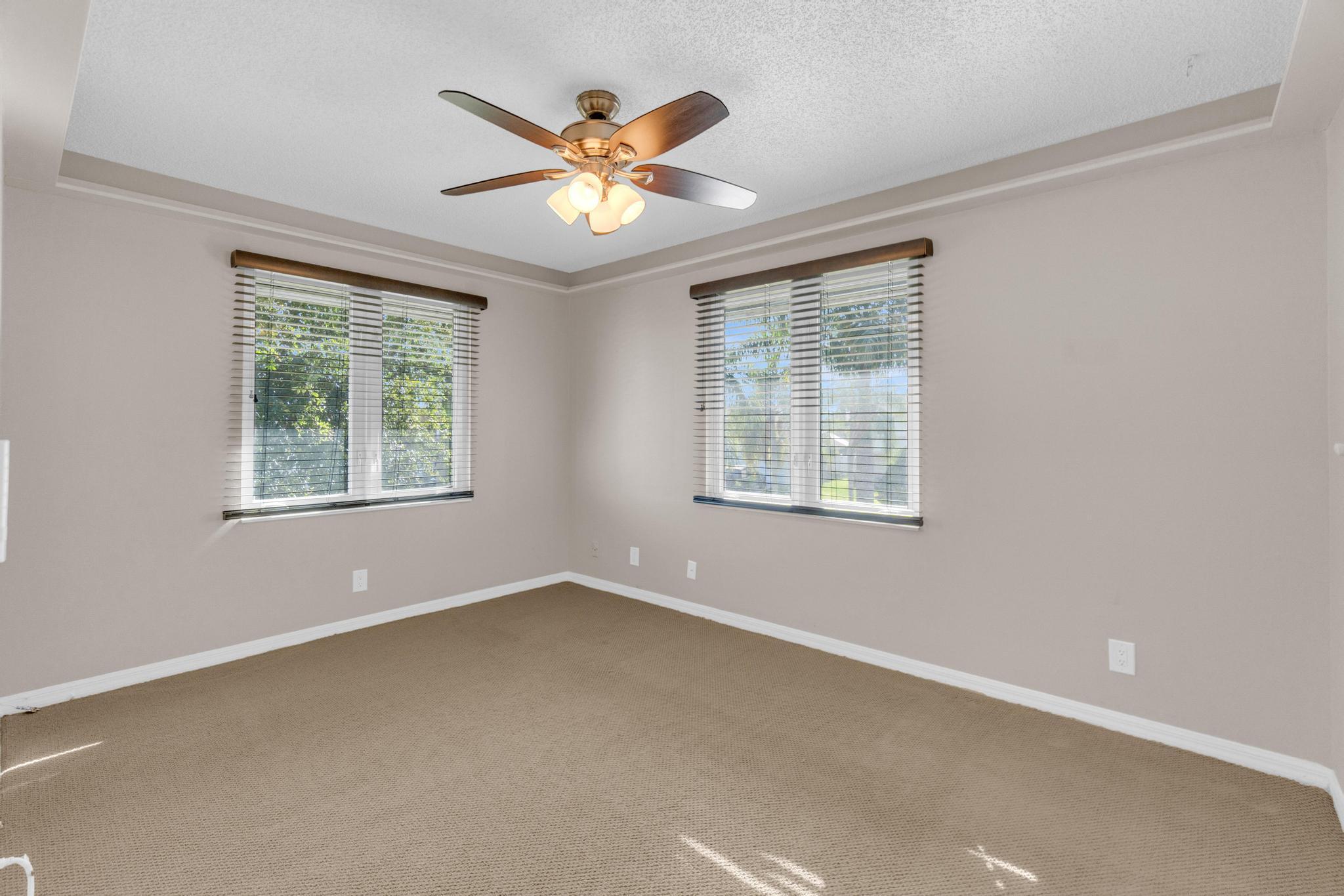 BAY WINDS 4 - Residential