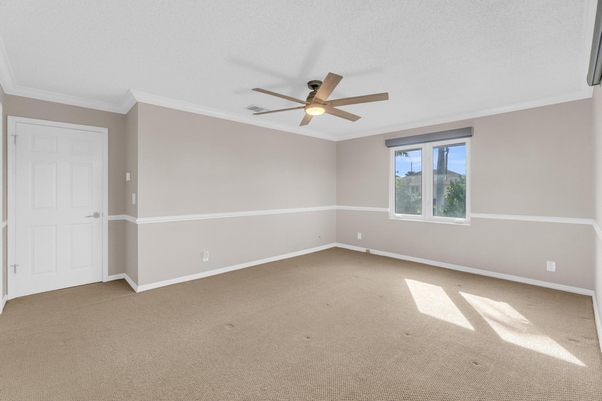 BAY WINDS 4 - Residential