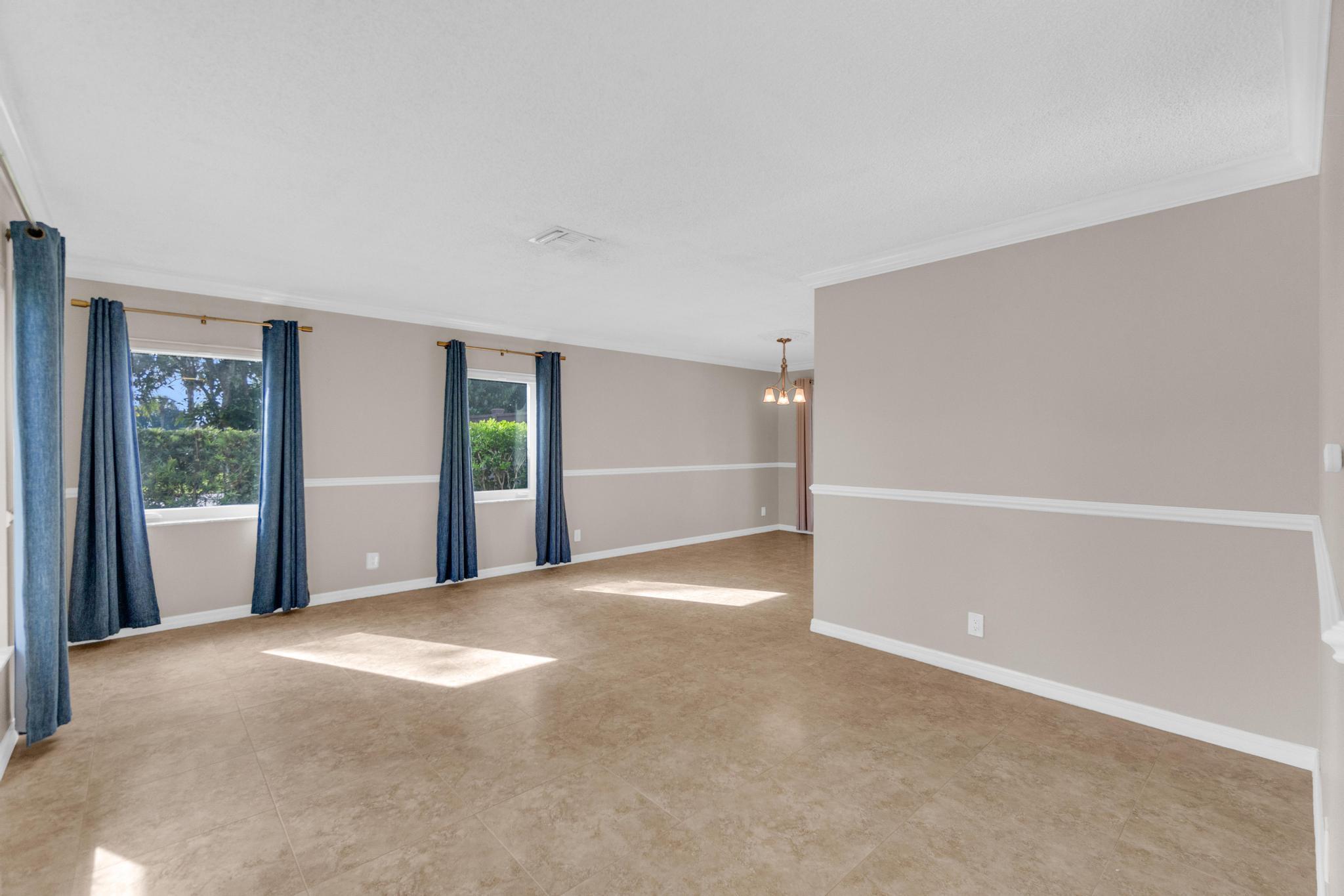 BAY WINDS 4 - Residential