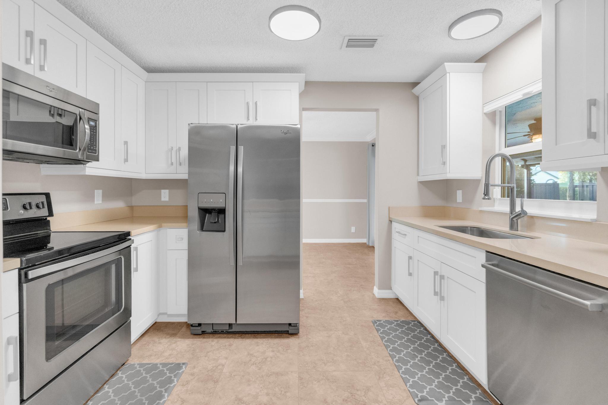 BAY WINDS 4 - Residential