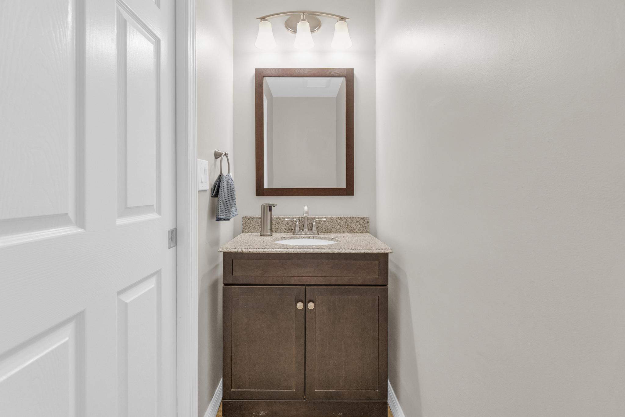 BAY WINDS 4 - Residential