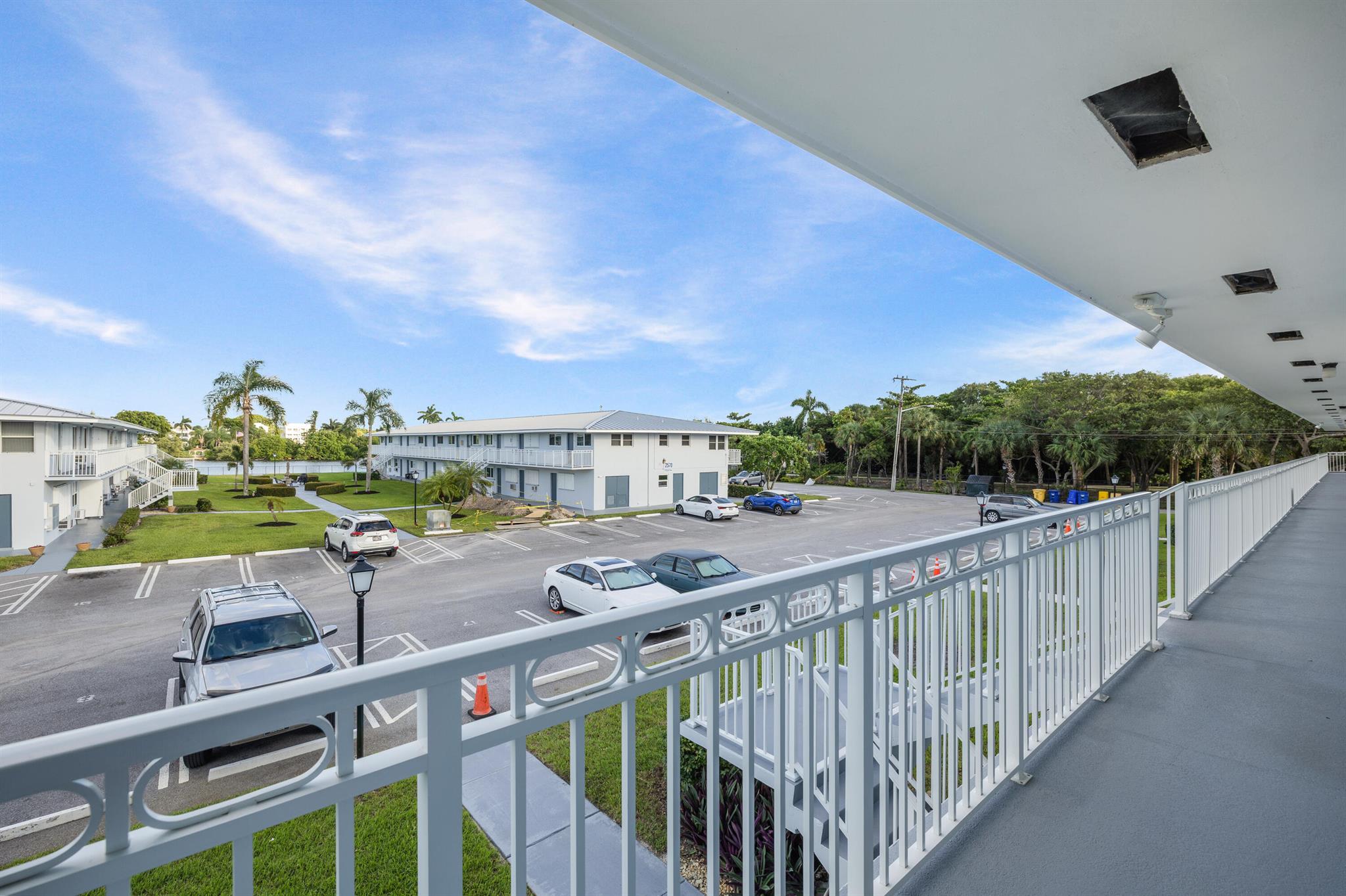 HAMPSHIRE GARDENS - Residential