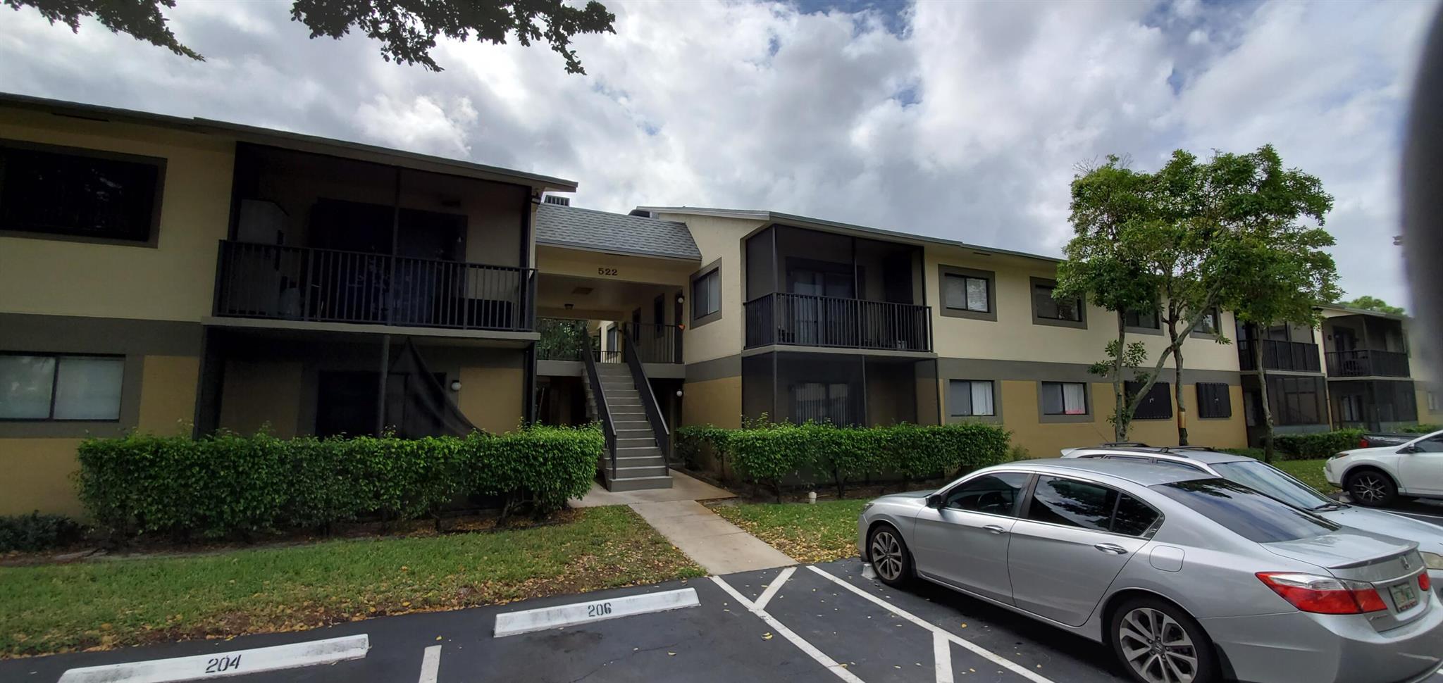 Great location in this 2 bedroom, 2 bath condo with fresh paint and a new kitchen. You'll be steps from the clubhouse pool and a short bike to the beach. It doesn't get much more convenient living close to I-95 but without road noise.