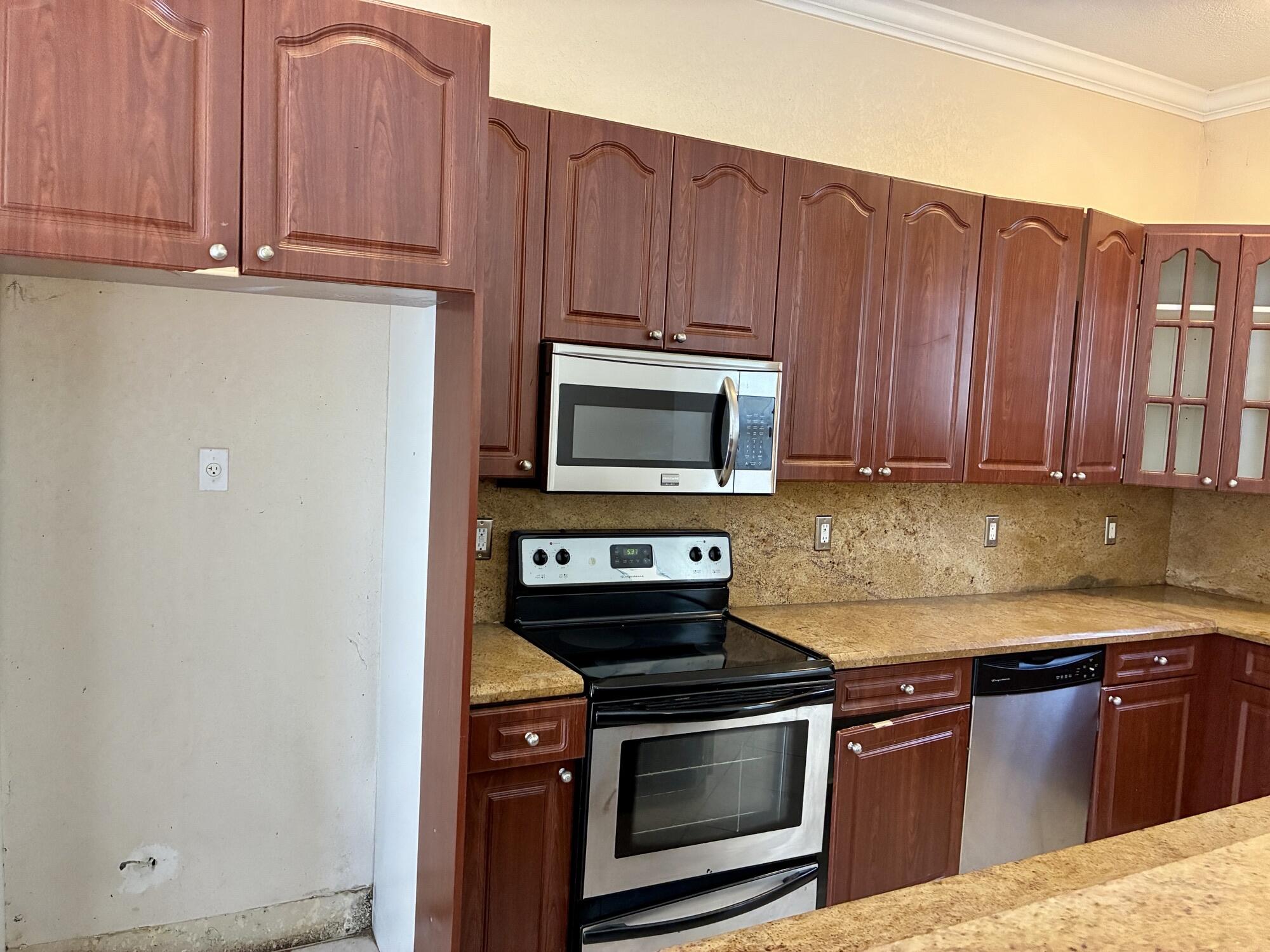 COLLIER CITY - Residential