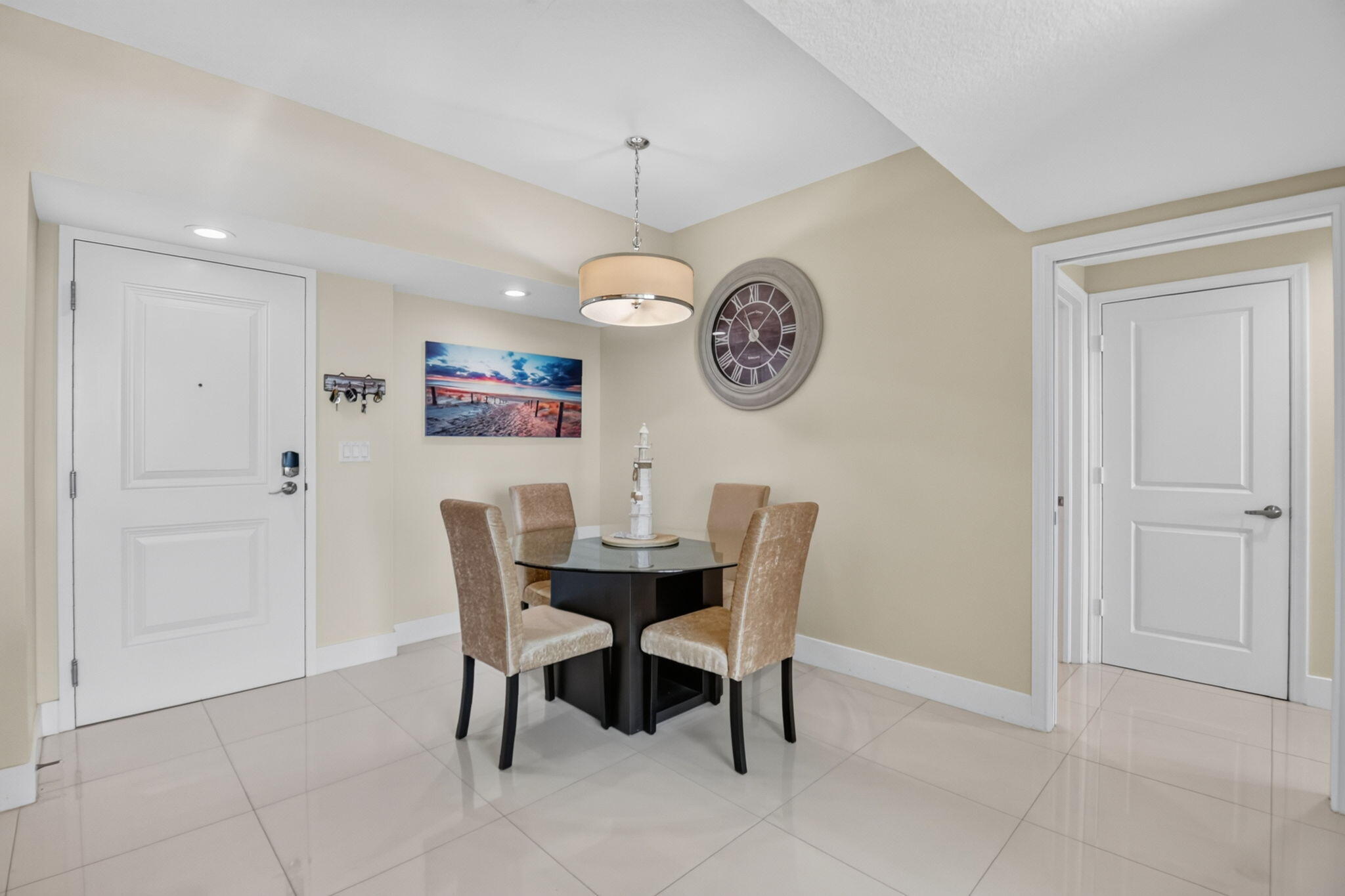 450 N Federal Highway 1406