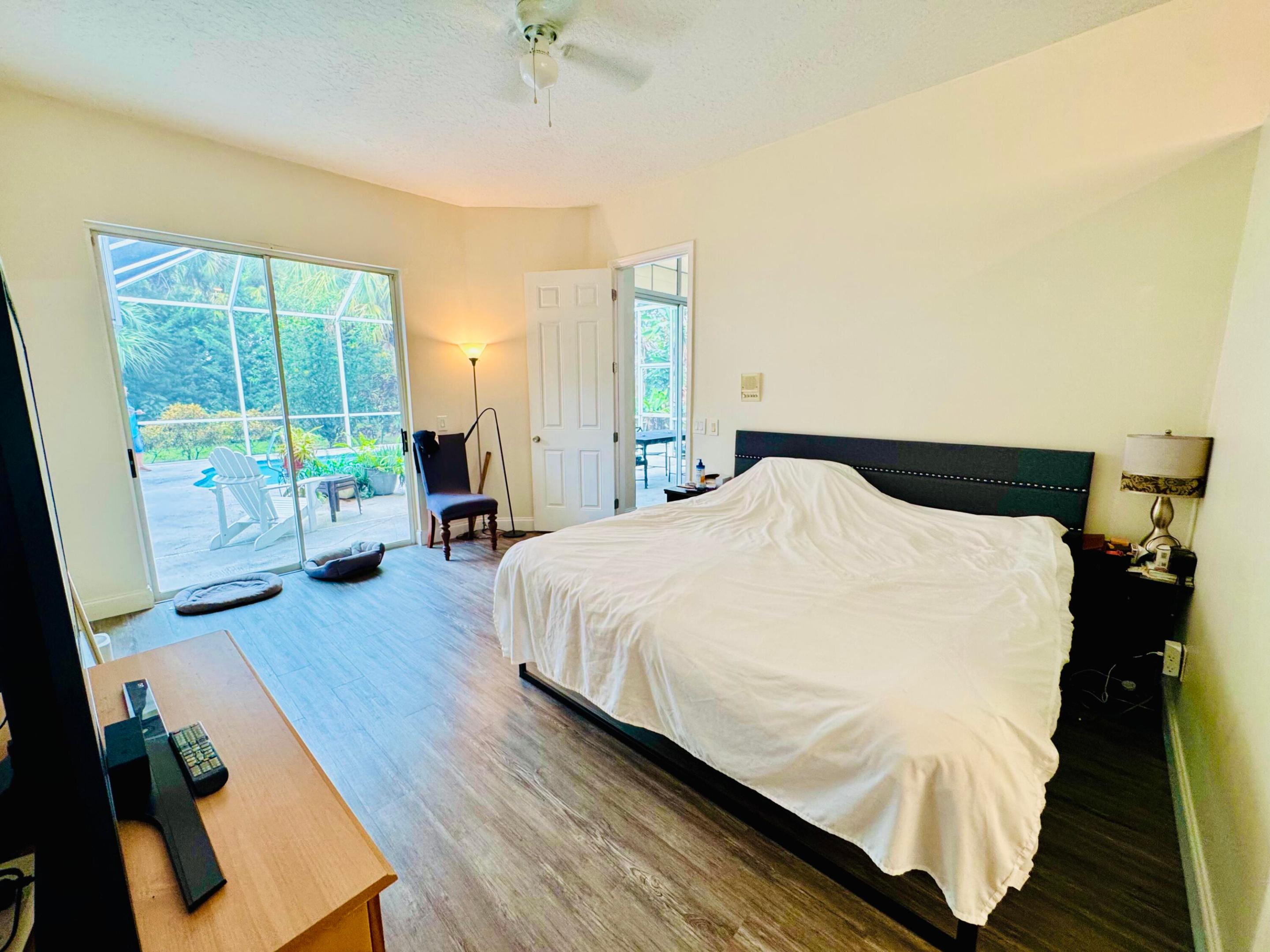 FAIRWAY ISLE PARCEL 8 BLK 15 - Residential