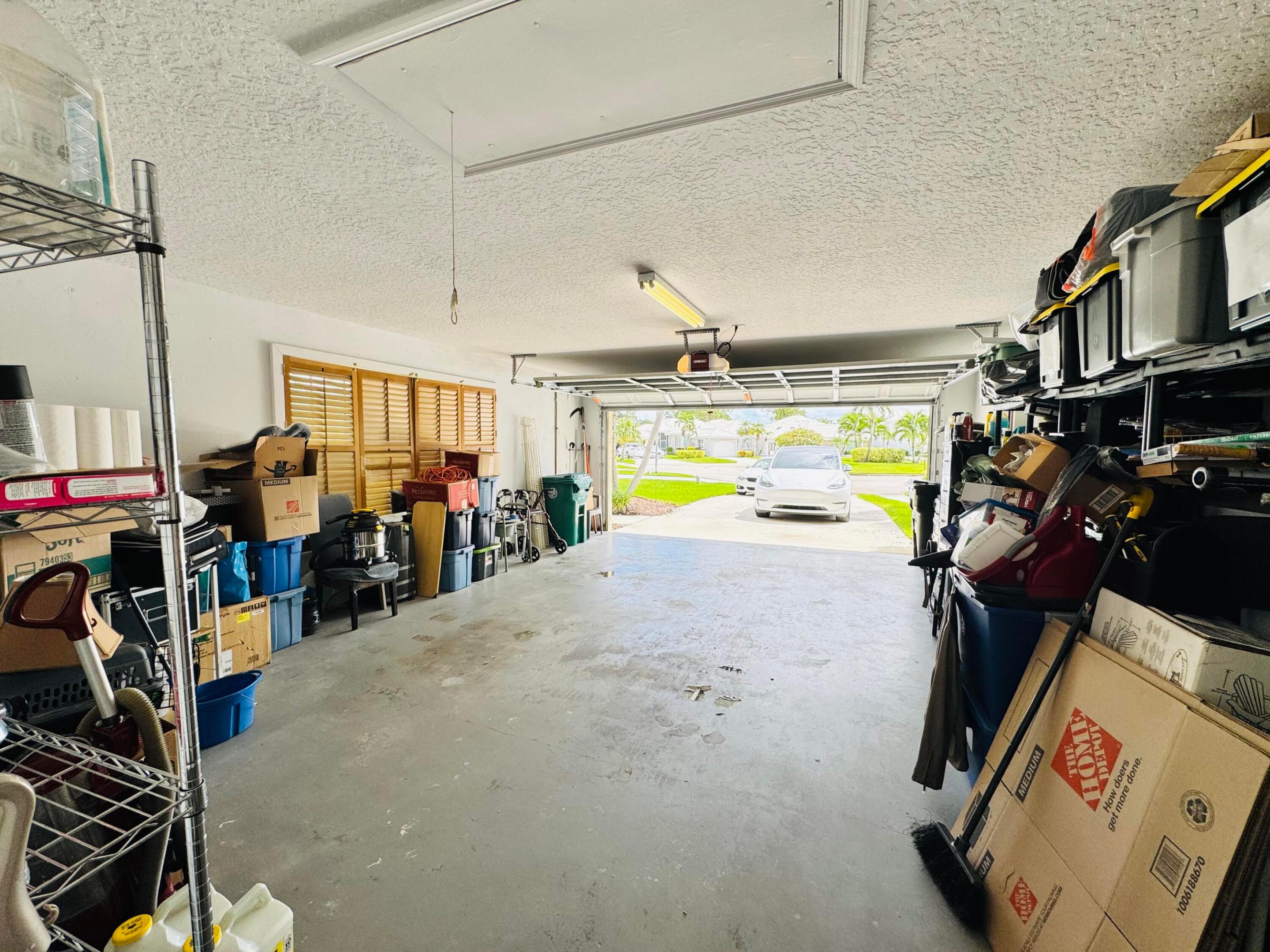 FAIRWAY ISLE PARCEL 8 BLK 15 - Residential