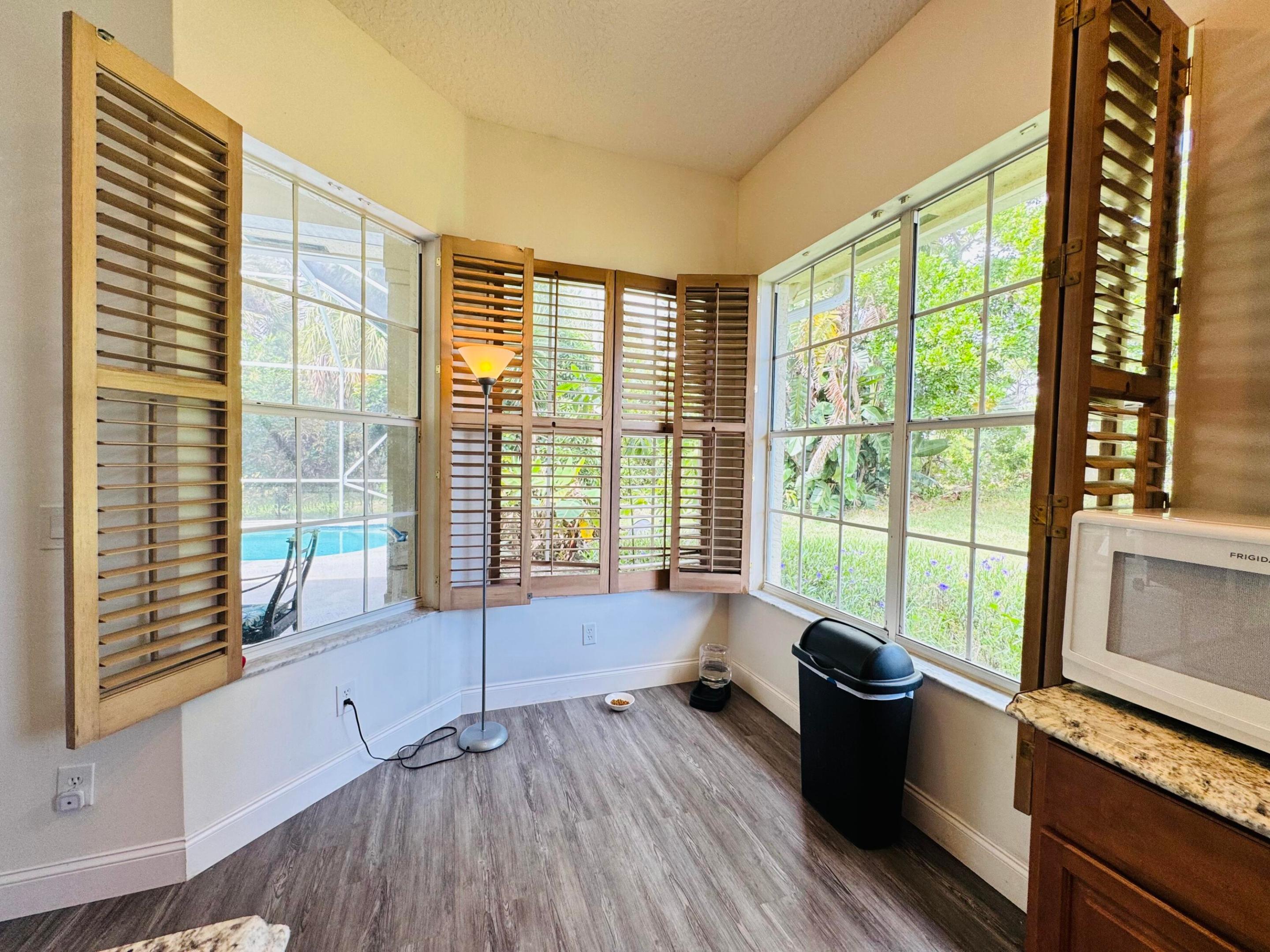 FAIRWAY ISLE PARCEL 8 BLK 15 - Residential