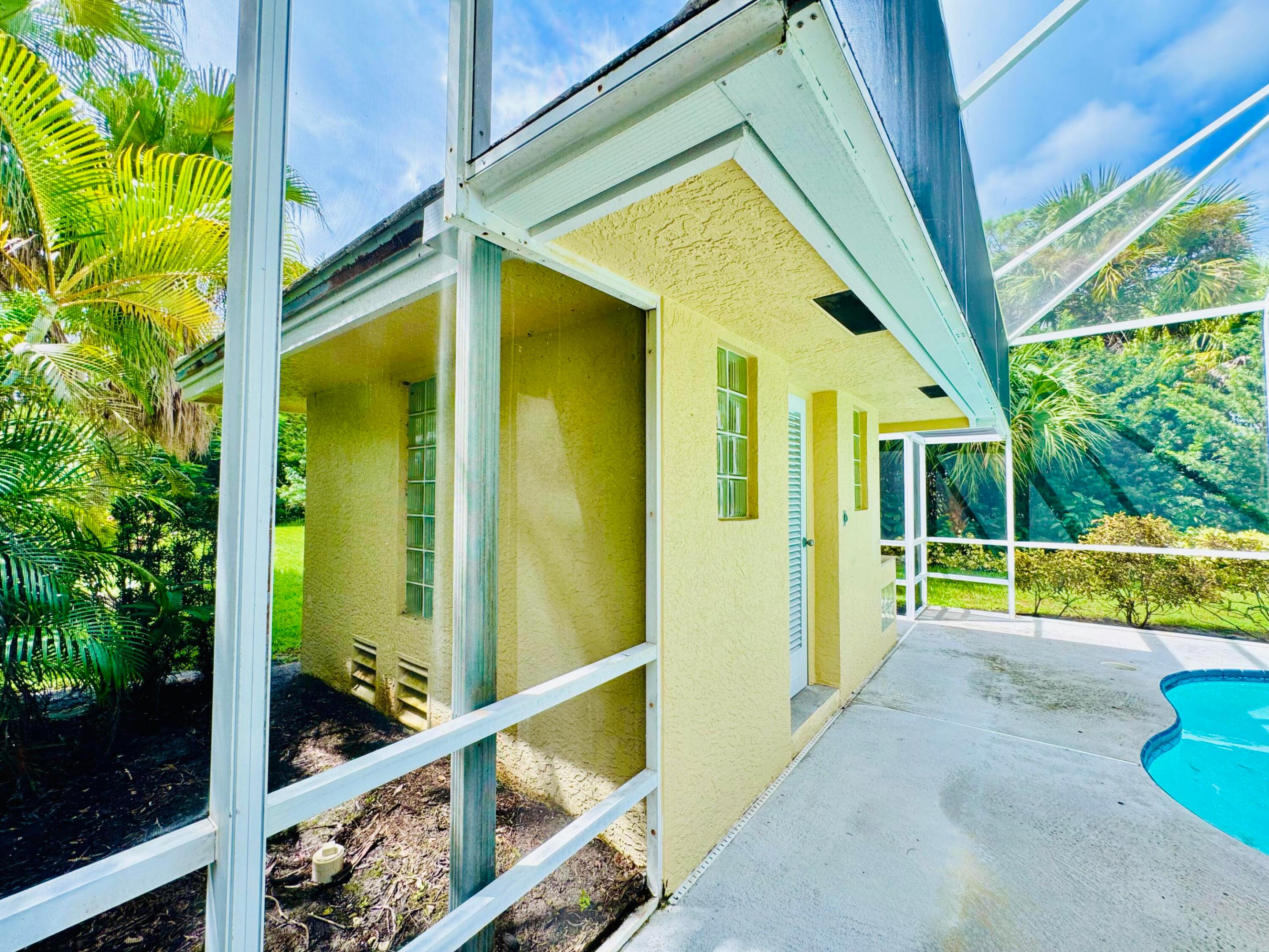 FAIRWAY ISLE PARCEL 8 BLK 15 - Residential