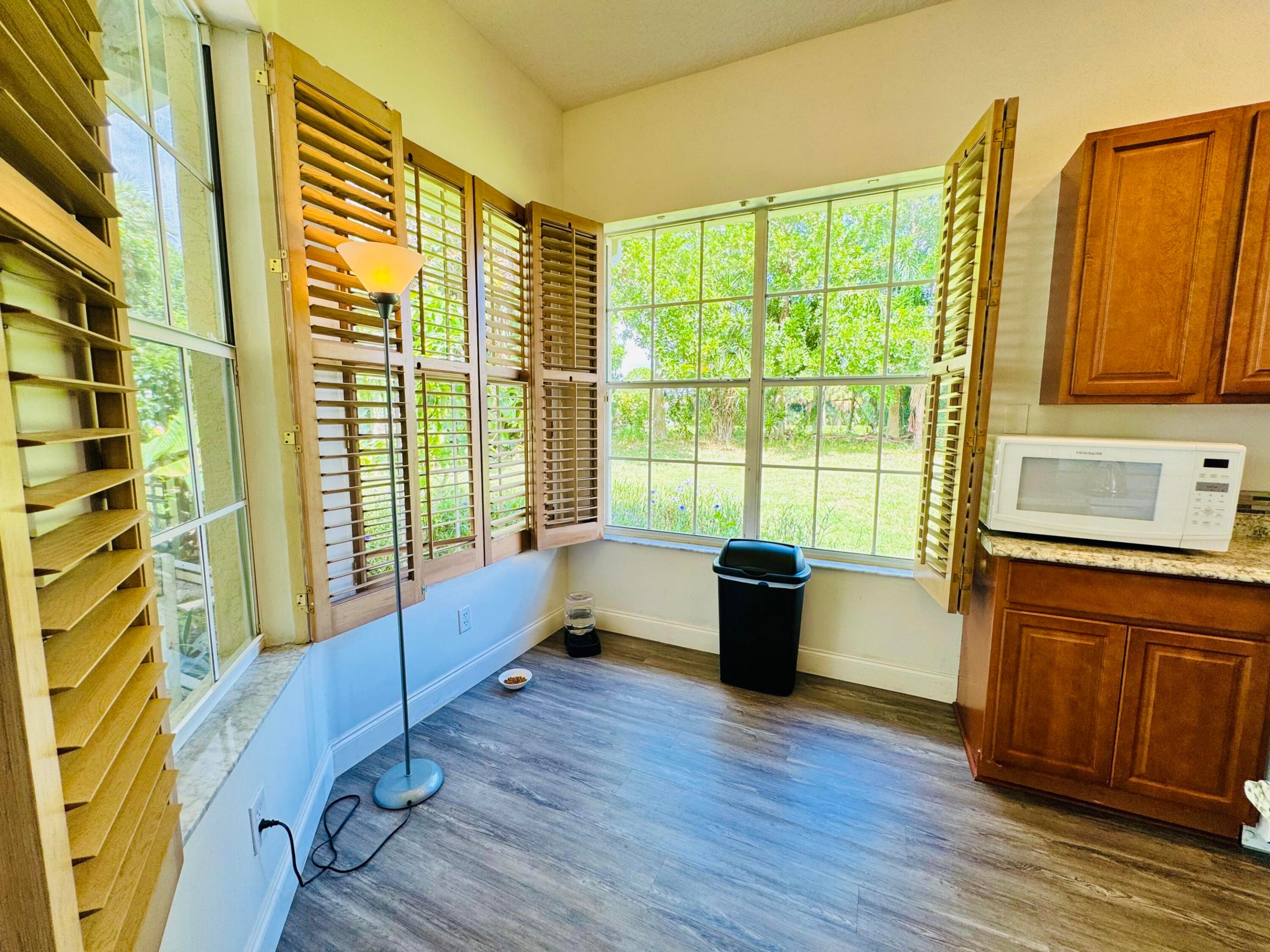 FAIRWAY ISLE PARCEL 8 BLK 15 - Residential