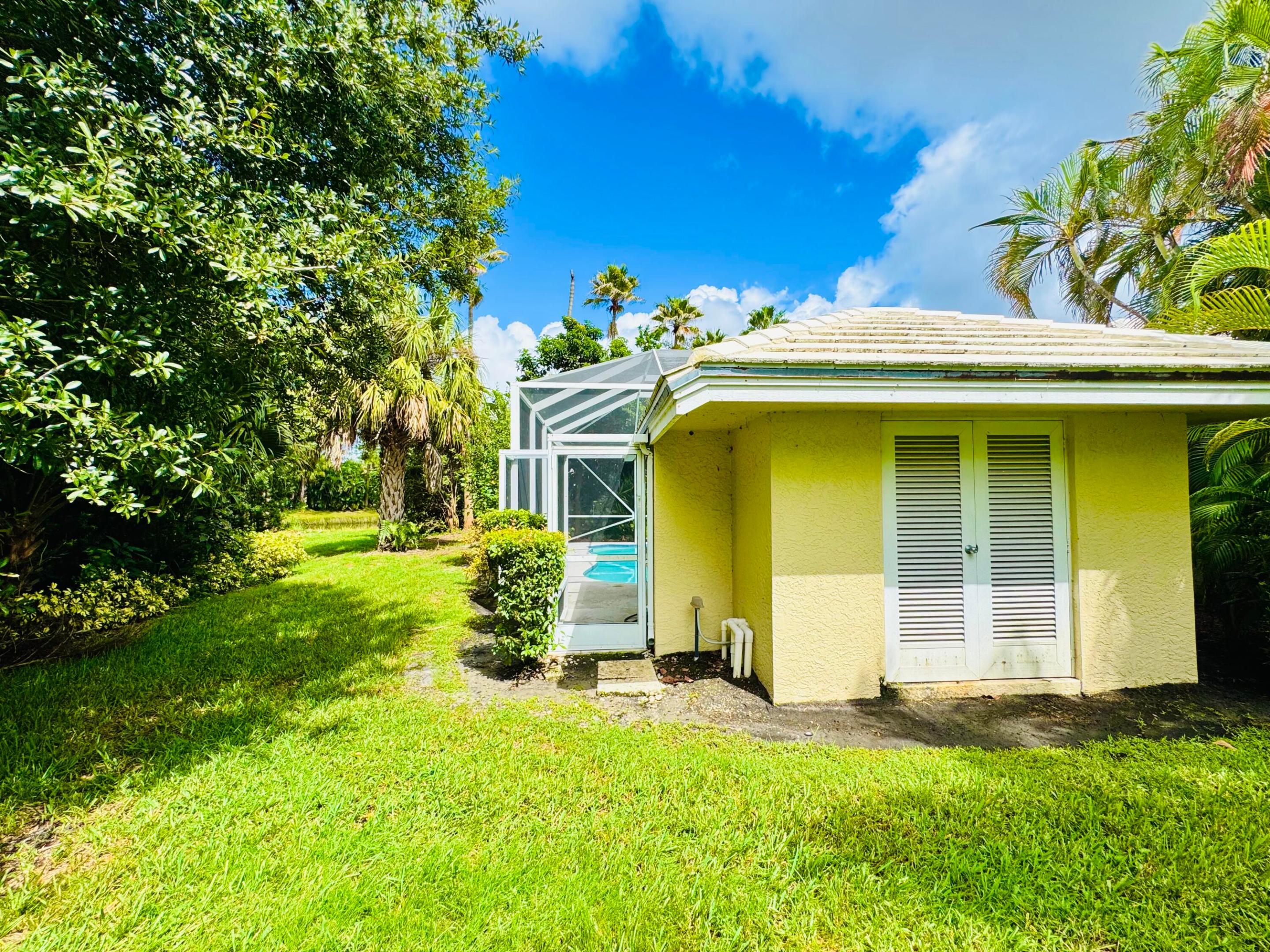 FAIRWAY ISLE PARCEL 8 BLK 15 - Residential