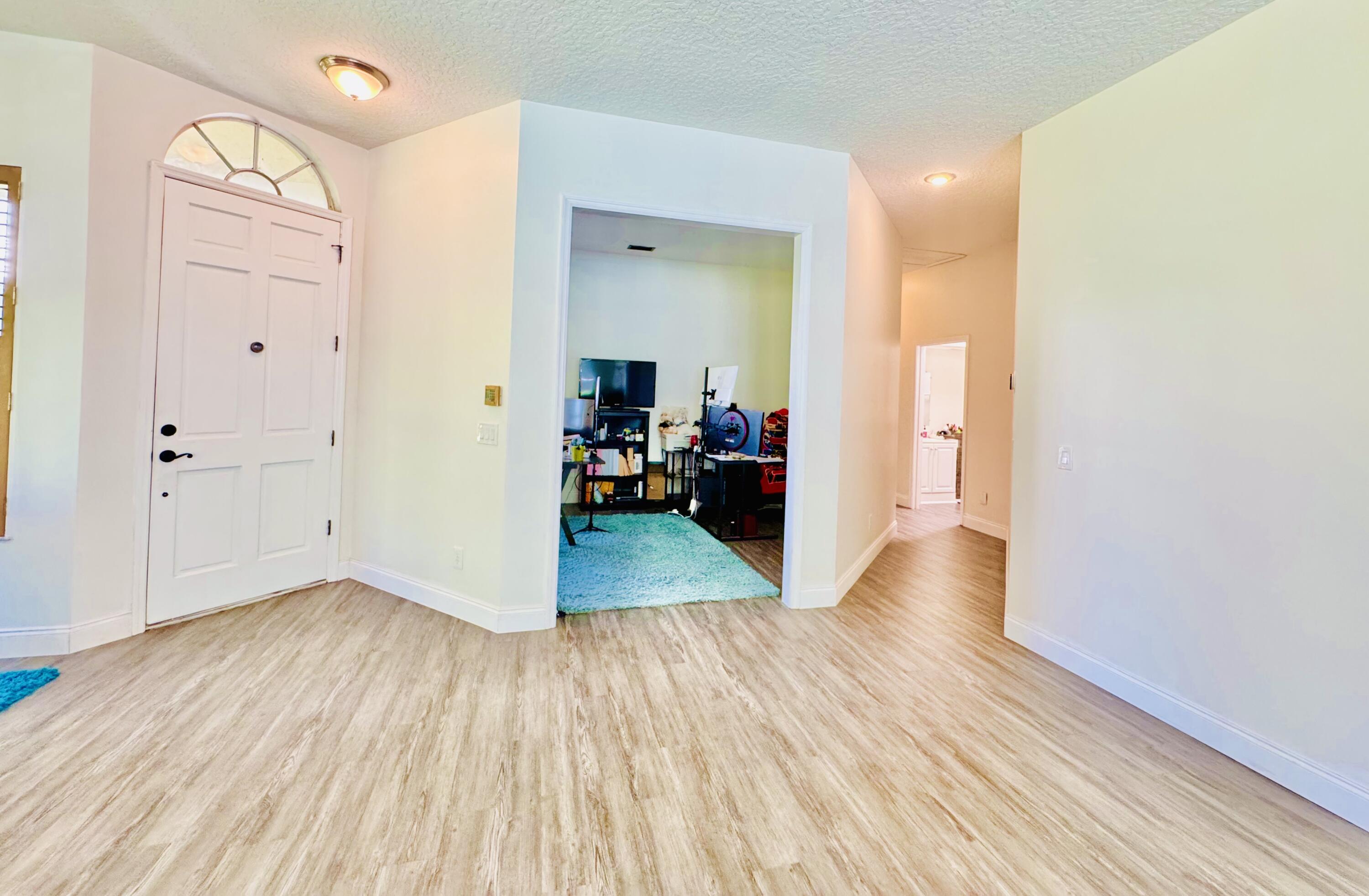 FAIRWAY ISLE PARCEL 8 BLK 15 - Residential