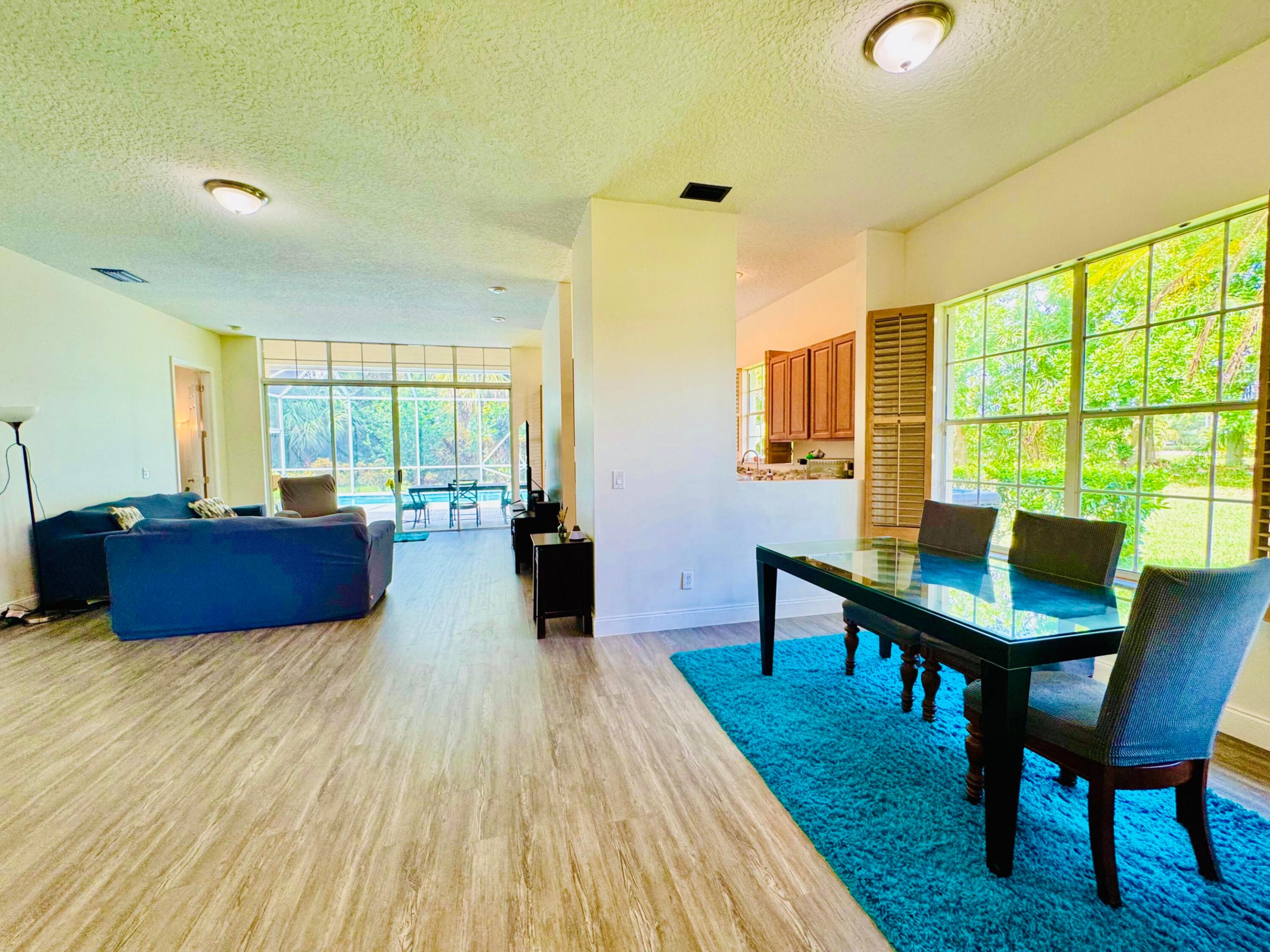 FAIRWAY ISLE PARCEL 8 BLK 15 - Residential