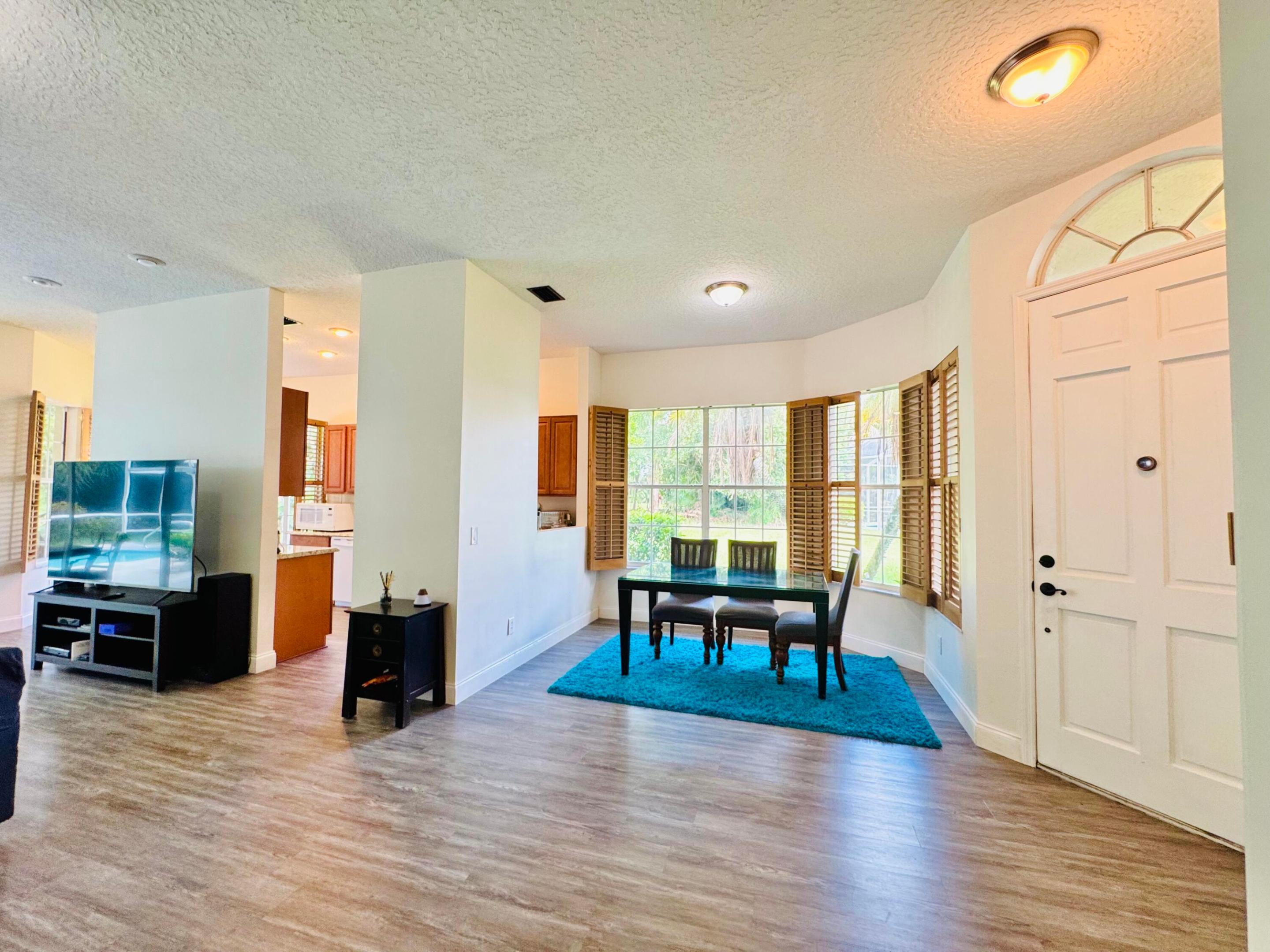 FAIRWAY ISLE PARCEL 8 BLK 15 - Residential