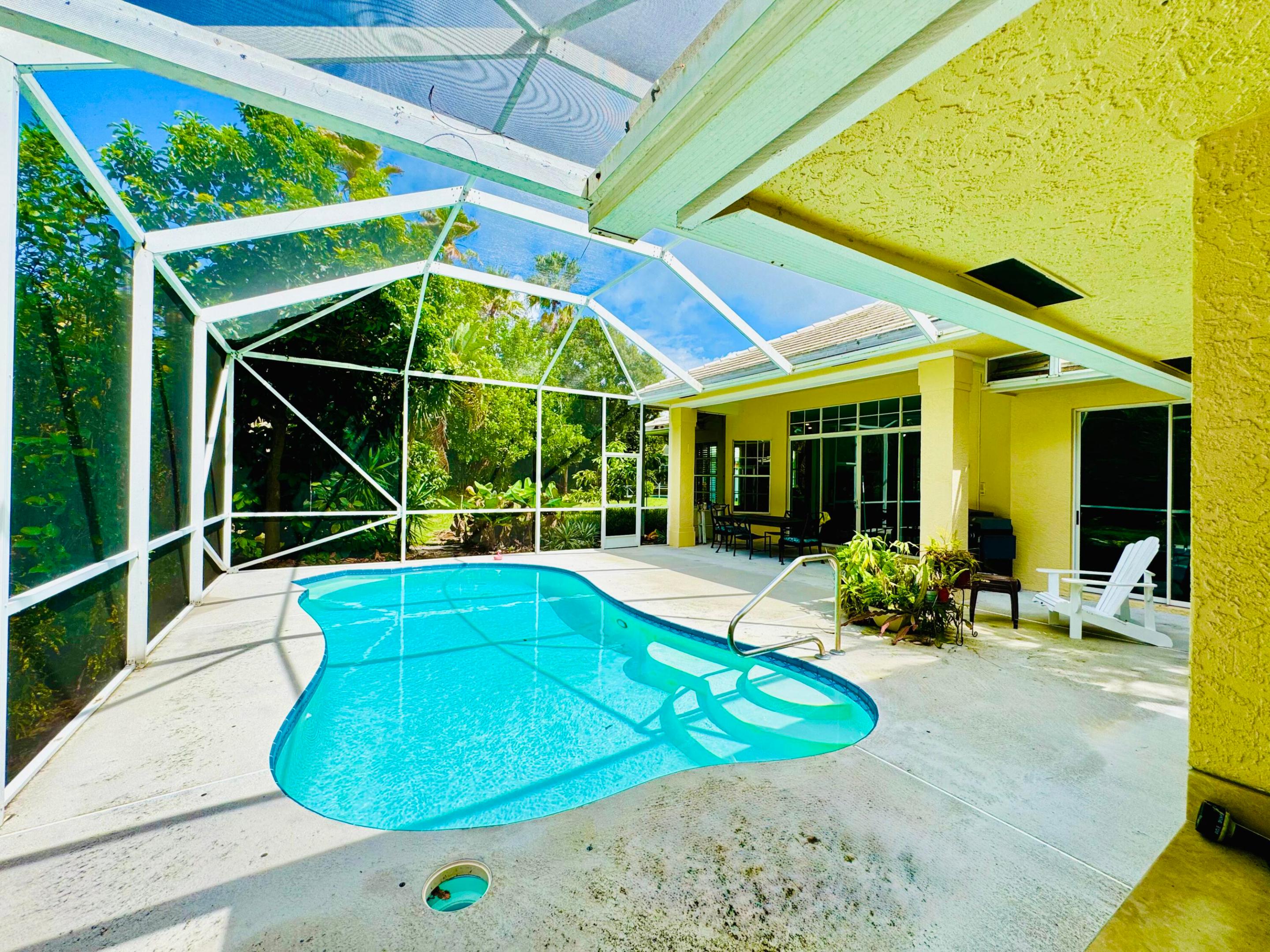 FAIRWAY ISLE PARCEL 8 BLK 15 - Residential