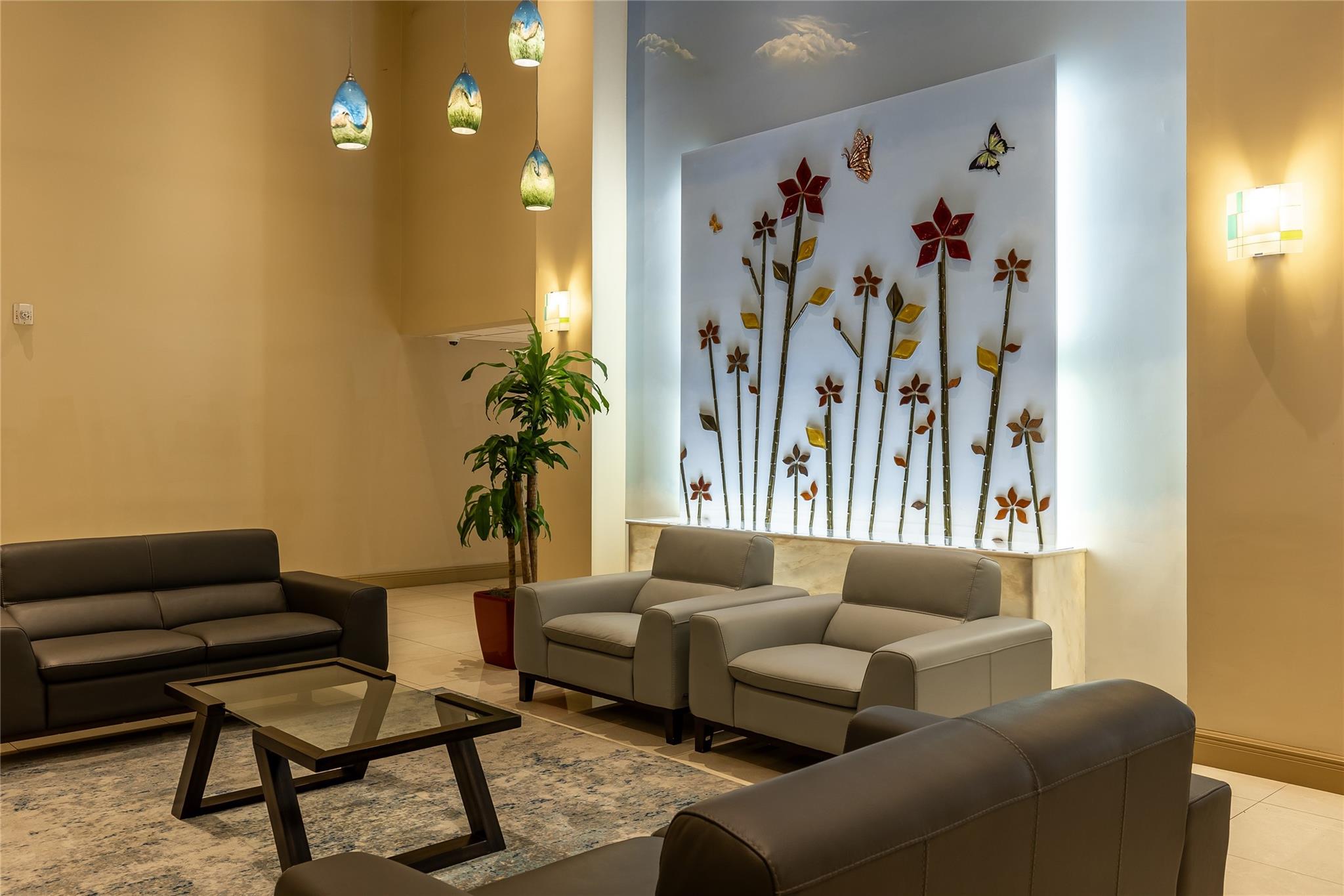 The Summit Condo - Residential