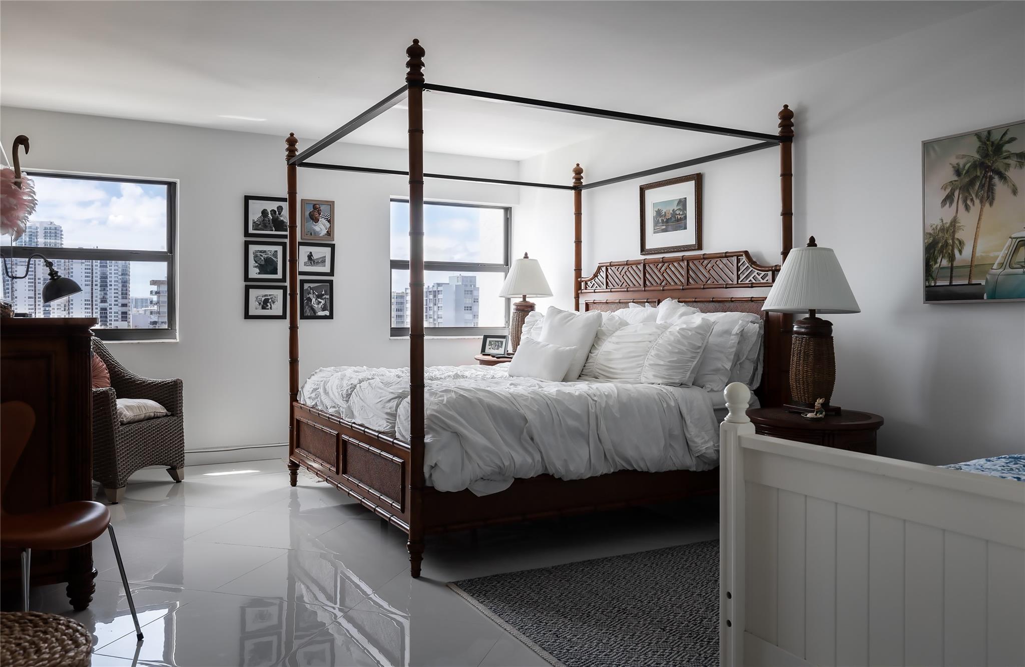 The Summit Condo - Residential