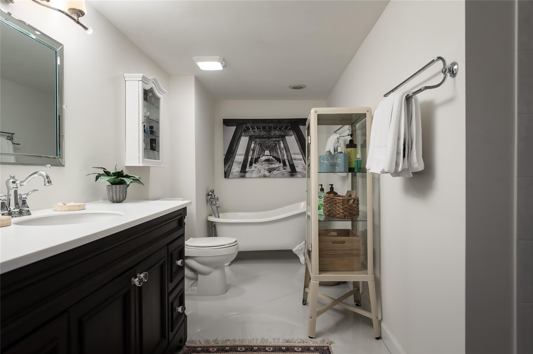 The Summit Condo - Residential