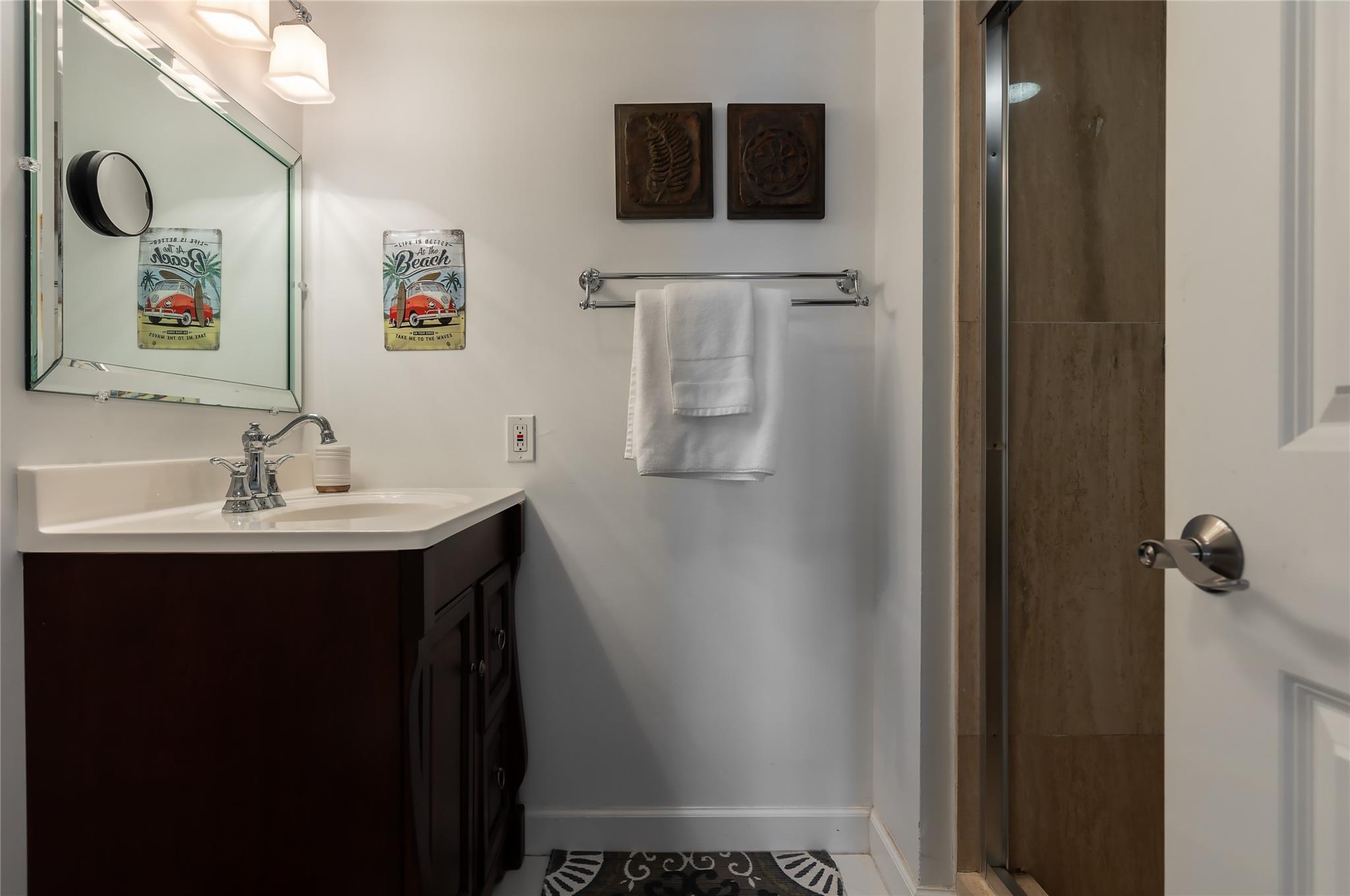The Summit Condo - Residential