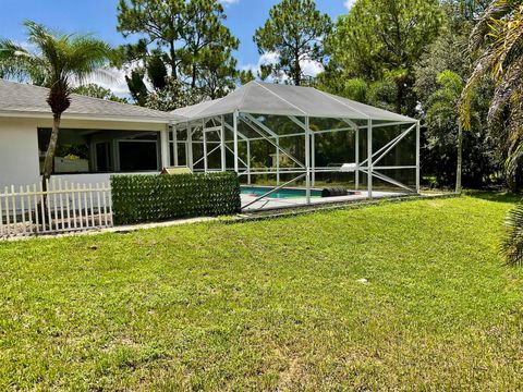 A home in Loxahatchee