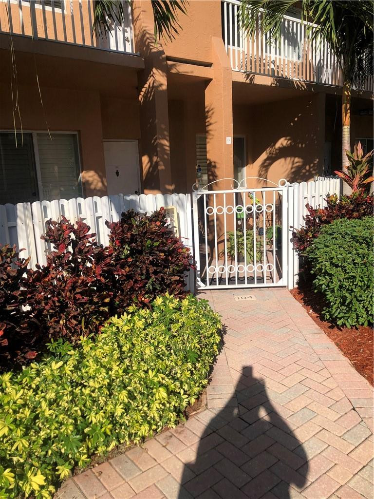 YARDLEY - Residential