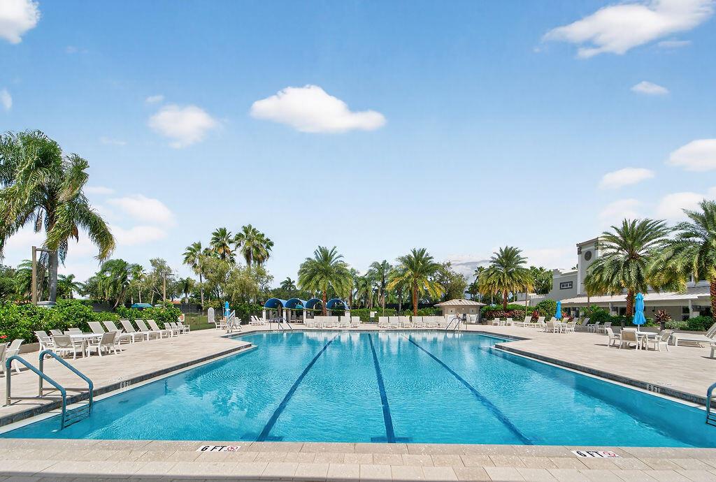 PALM ISLES I, II AND III - Residential Lease