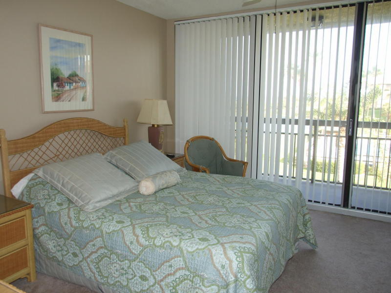 OCEANS AT THE BLUFFS - Residential Lease