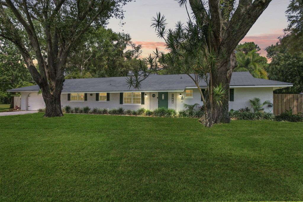 Photo of 5966 Graham Road, Fort Pierce, FL 34947 (MLS # R10914869)