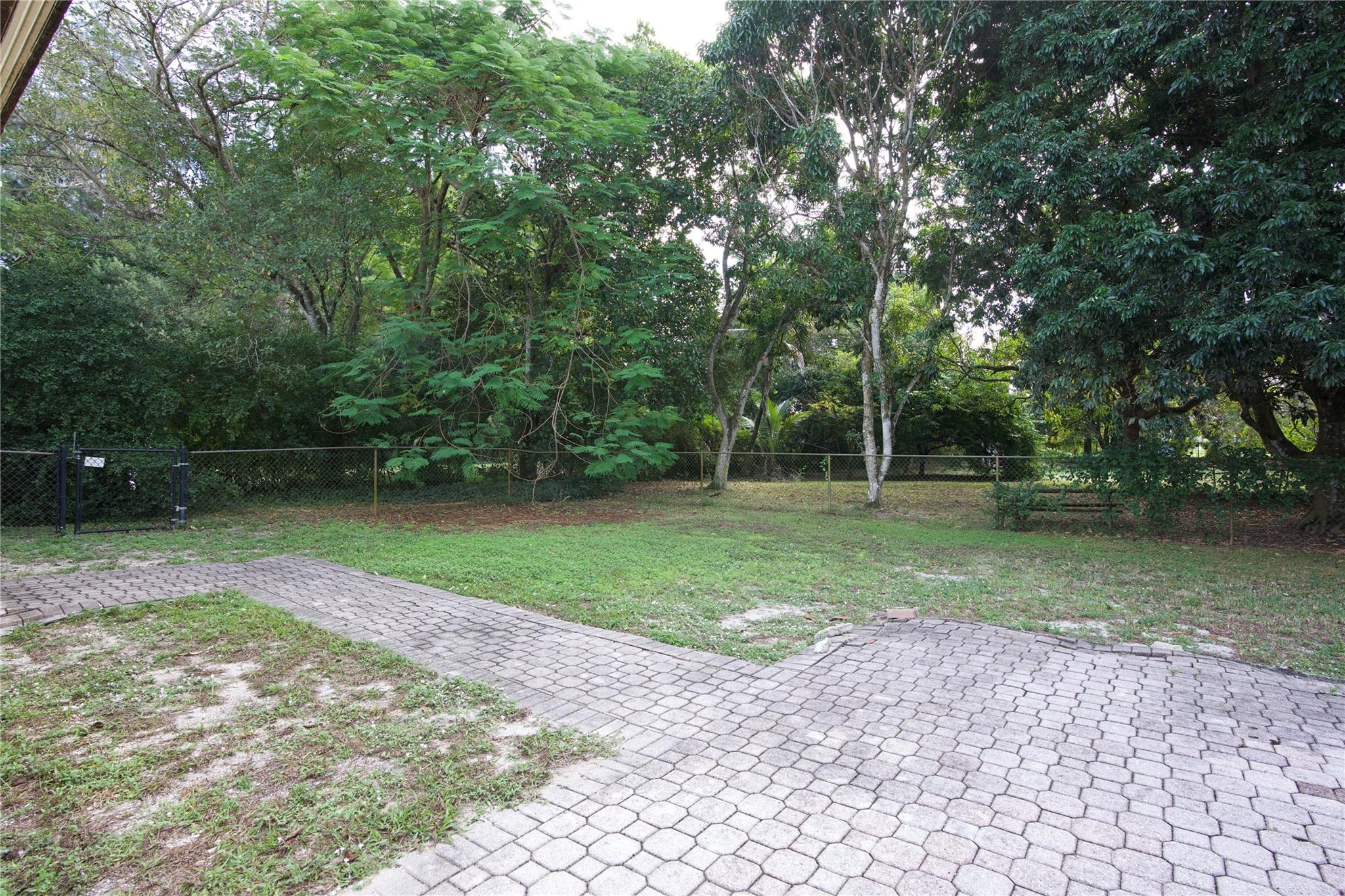 Plantation 23-28 B - Residential