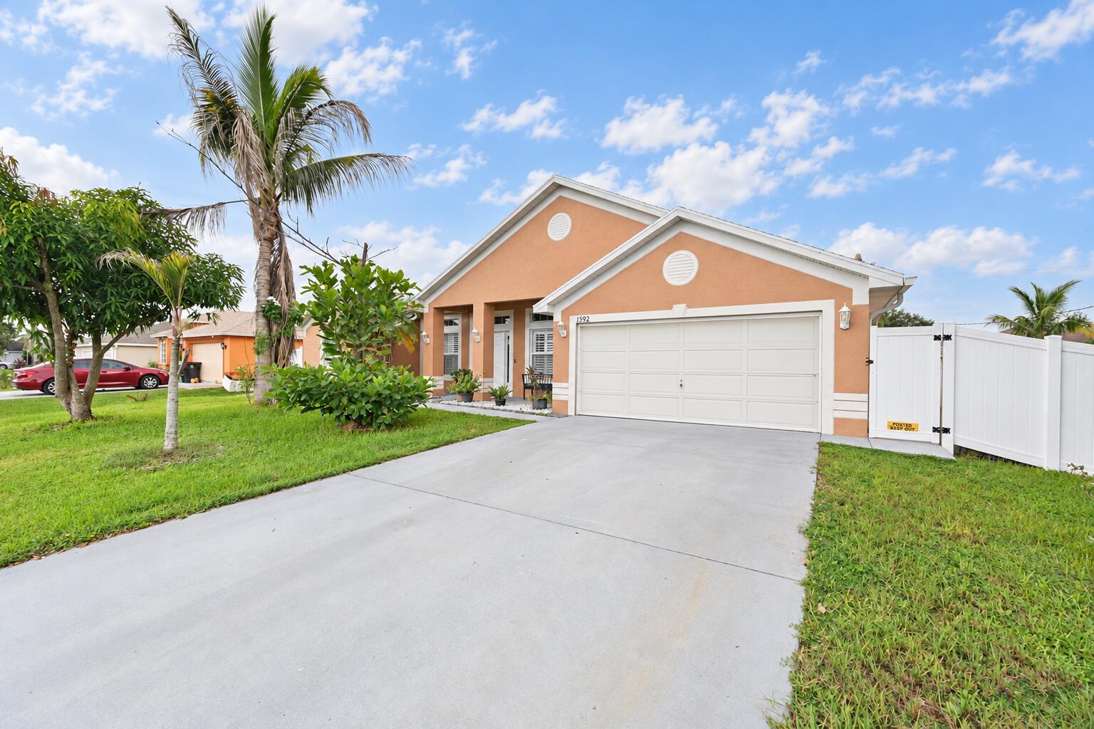 1392 SE ODONNELL Lane