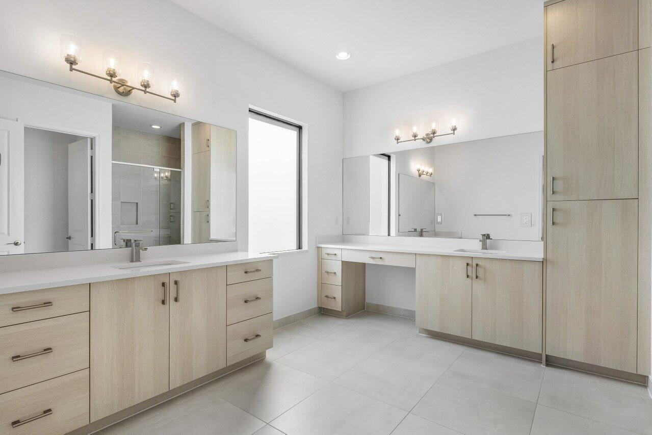 Valencia Grand - Residential