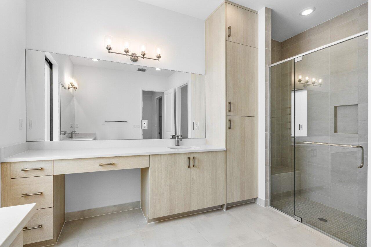 Valencia Grand - Residential