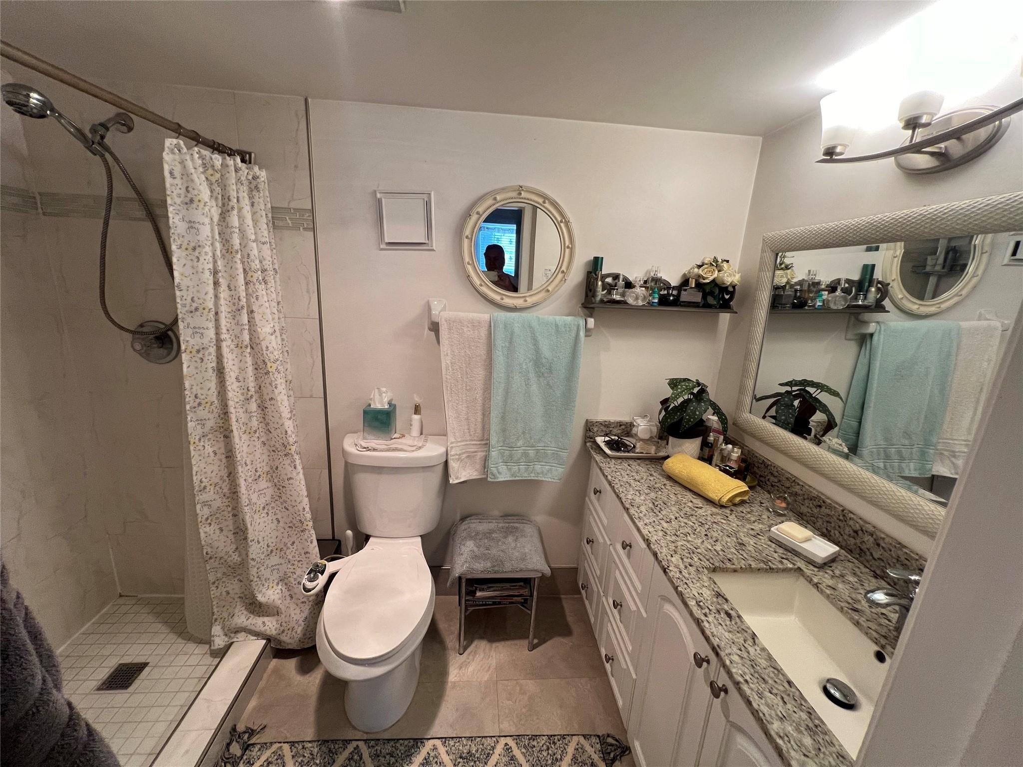 Sabal Palm Condo - Residential Lease