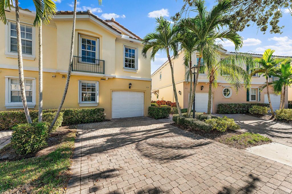Photo of 464 Capistrano Drive, Palm Beach Gardens, FL 33410 (MLS # R10955368)