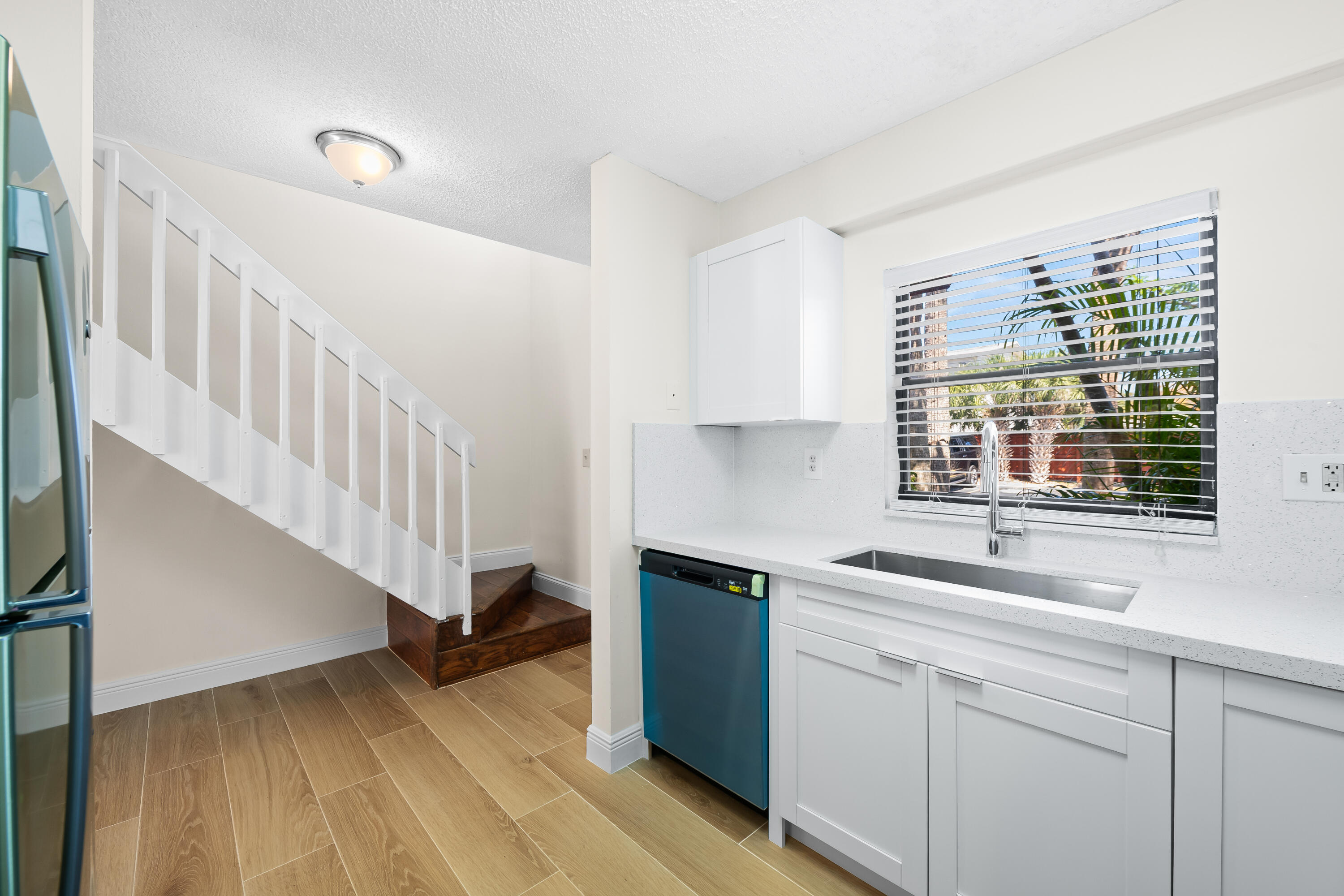 3281 E Golf Boulevard 12