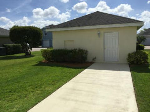 A home in Port Saint Lucie