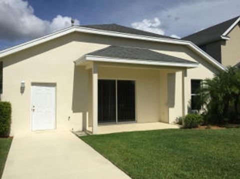 A home in Port Saint Lucie