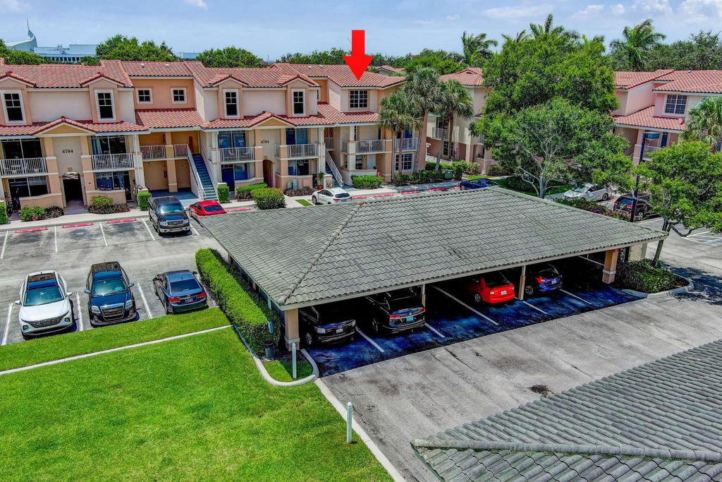 Photo of 4784 S Central Boulevard #20, Jupiter, FL 33458 (MLS # R10998162)