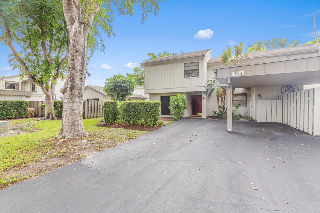 Photo of 534 DEER CREEK WILDWOOD Lane E #534, Deerfield Beach, FL 33442 (MLS # B26072197)