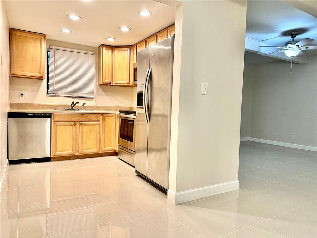 1285 S Flagler Ave 204