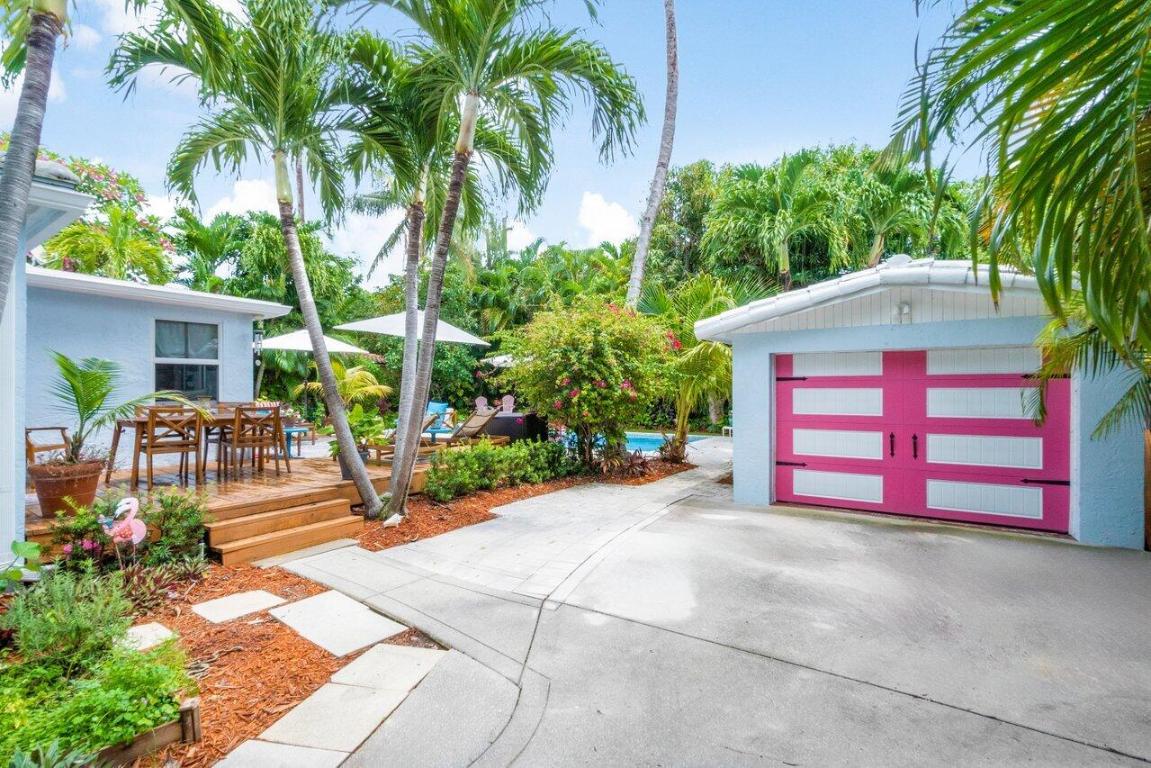 902 E Boca Raton Road