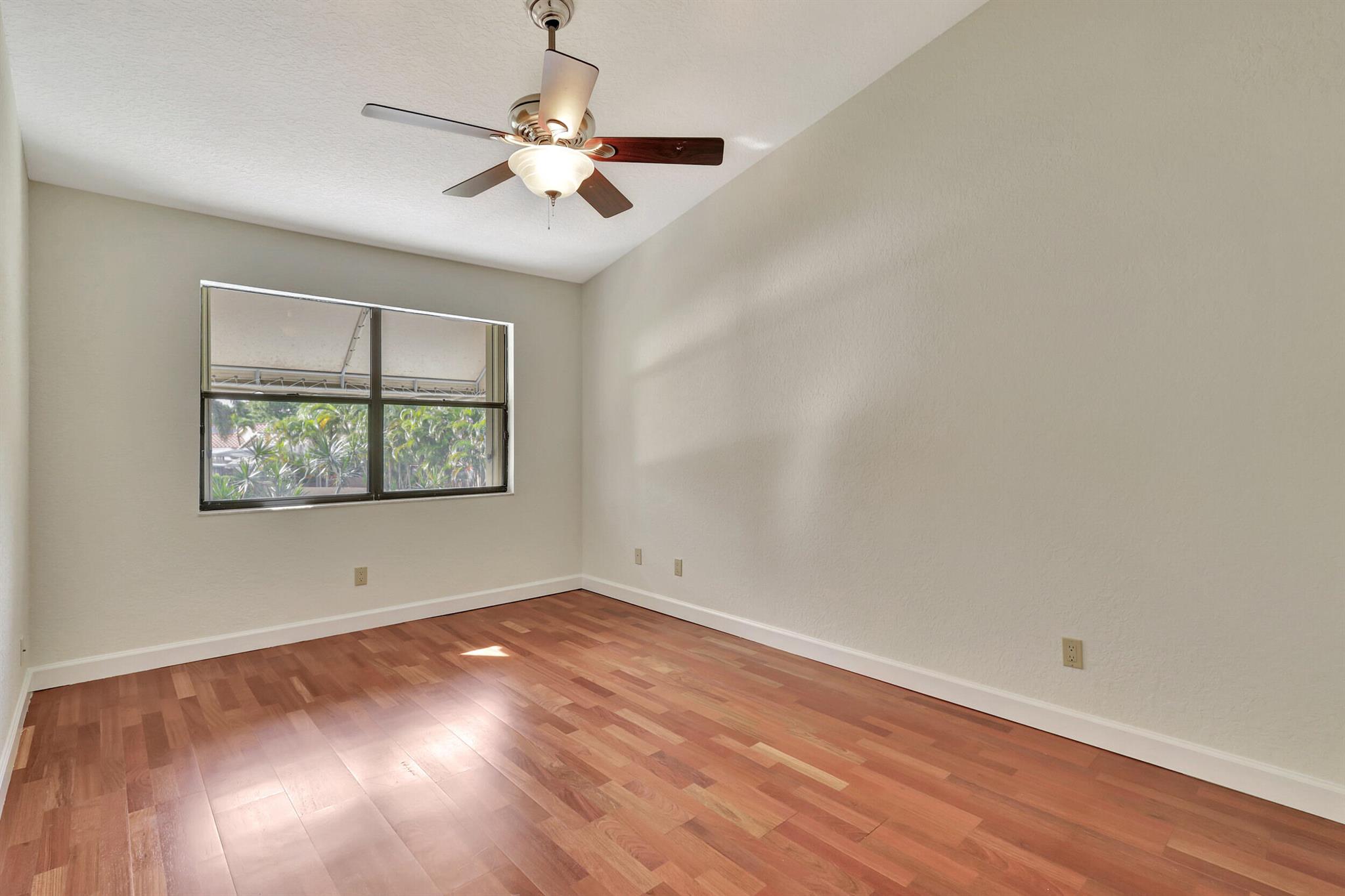 PELICAN HARBOR PH 2 - Residential