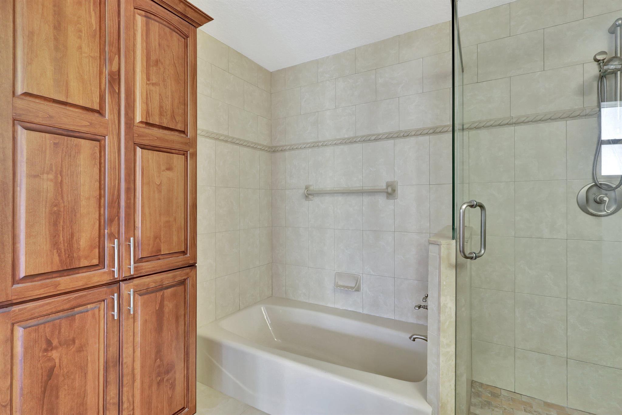 PELICAN HARBOR PH 2 - Residential