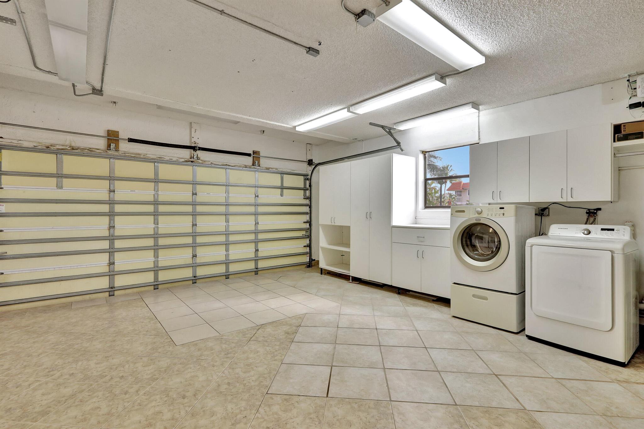 PELICAN HARBOR PH 2 - Residential