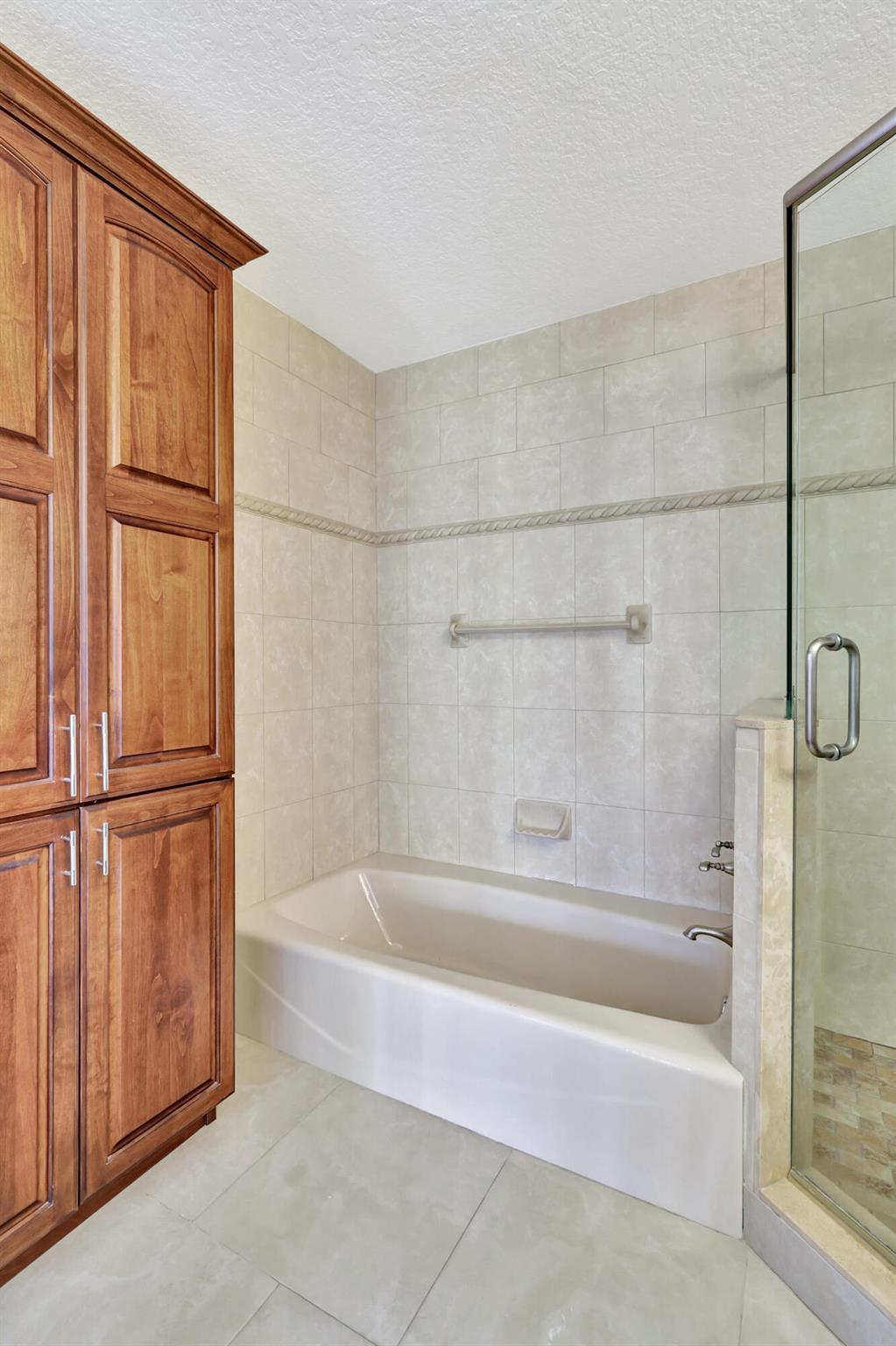 PELICAN HARBOR PH 2 - Residential