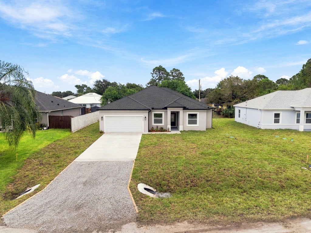 Photo of 7966 104th Avenue, Vero Beach, FL 32967 (MLS # B26083699)